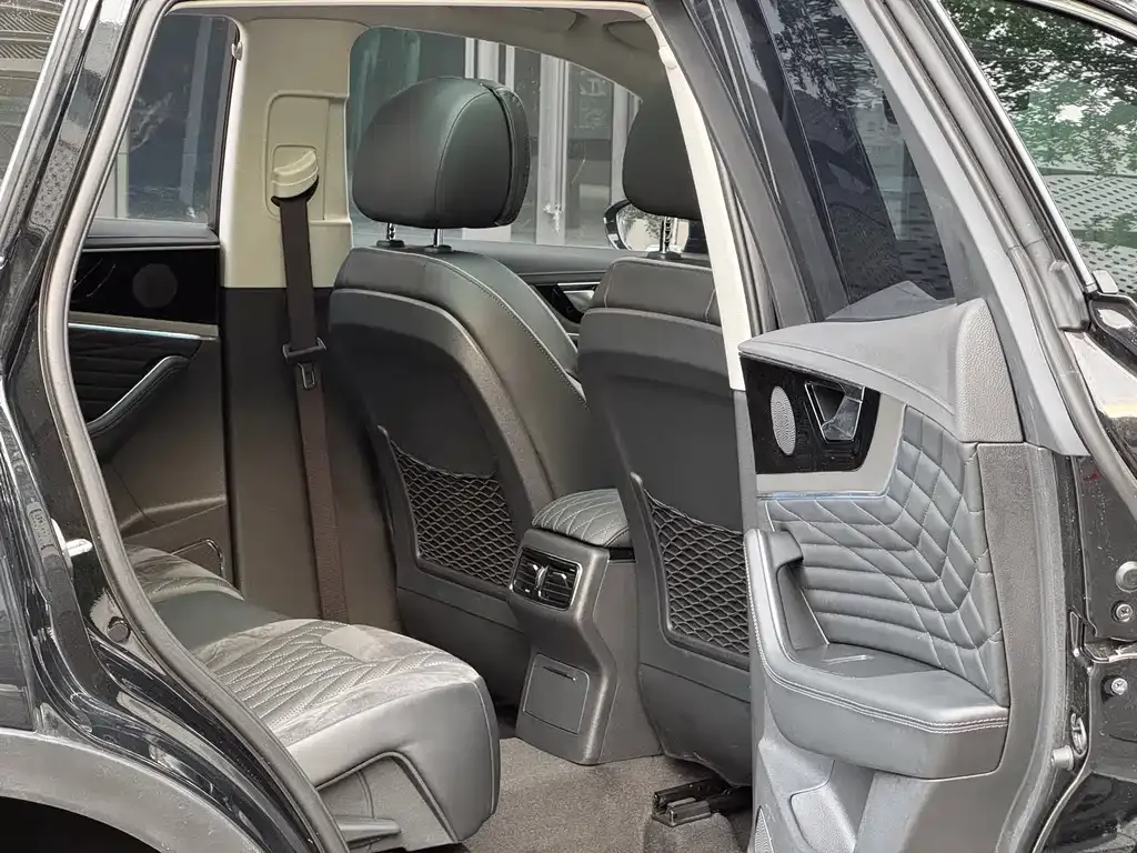 Hongqi HS5 2022 из CN, фото 3