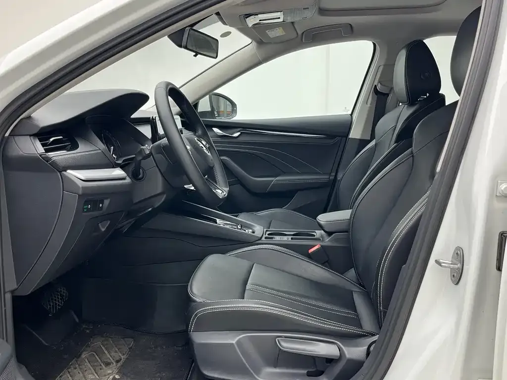 Skoda Octavia — фото 4