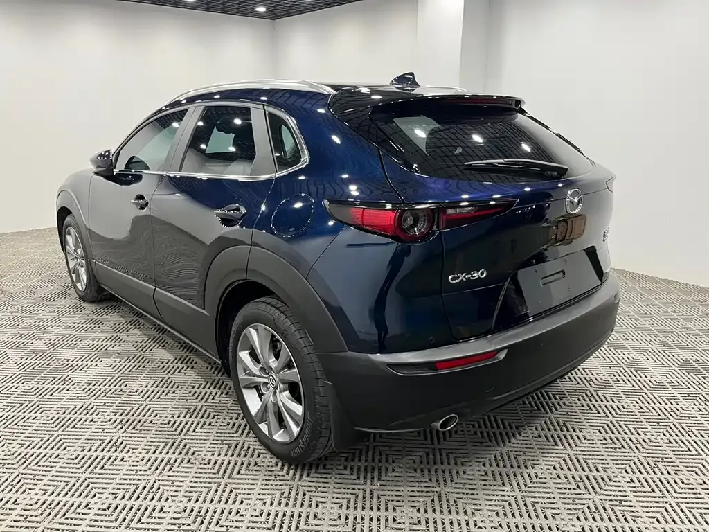 Mazda CX-30 2022 из CN, фото 9