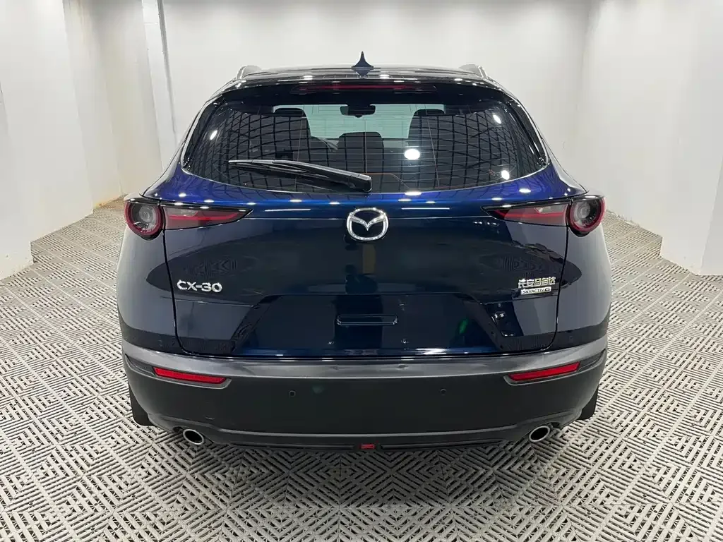 Mazda CX-30 2022 из CN, фото 8