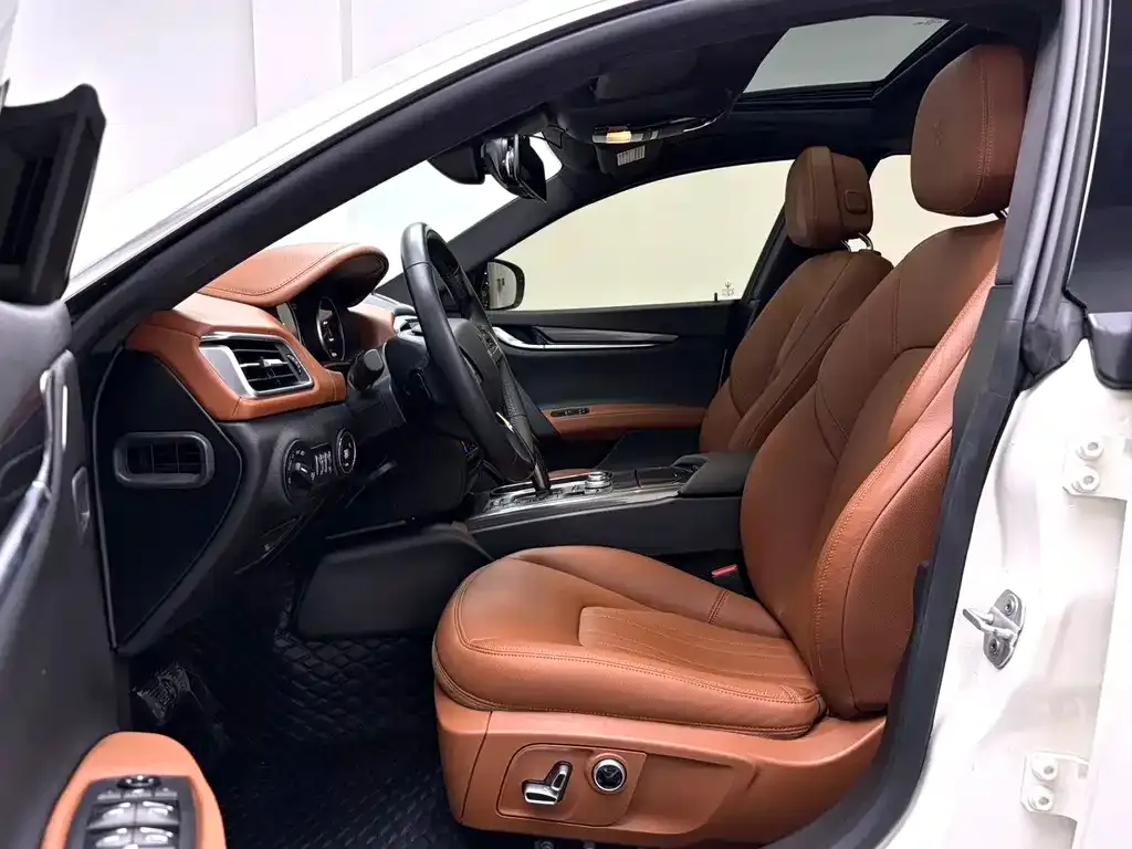 Maserati Ghibli 2021 из CN, фото 6