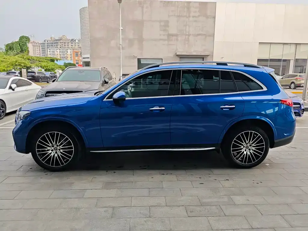 Mercedes-Benz GLC — фото 9