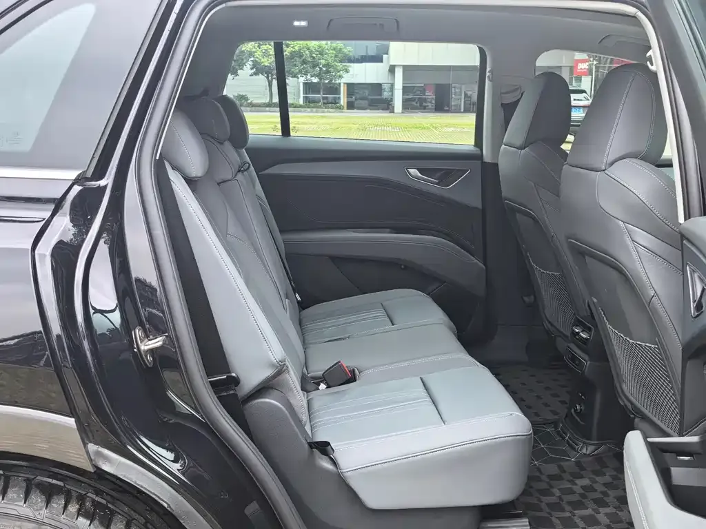 Audi Q5 e-tron 2025 из CN, фото 8