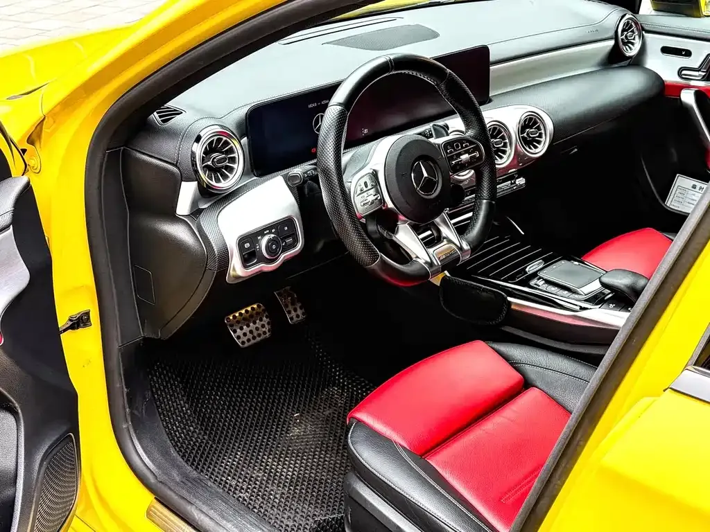 Mercedes-Benz A-Class AMG (Import) 2023 из CN, фото 3