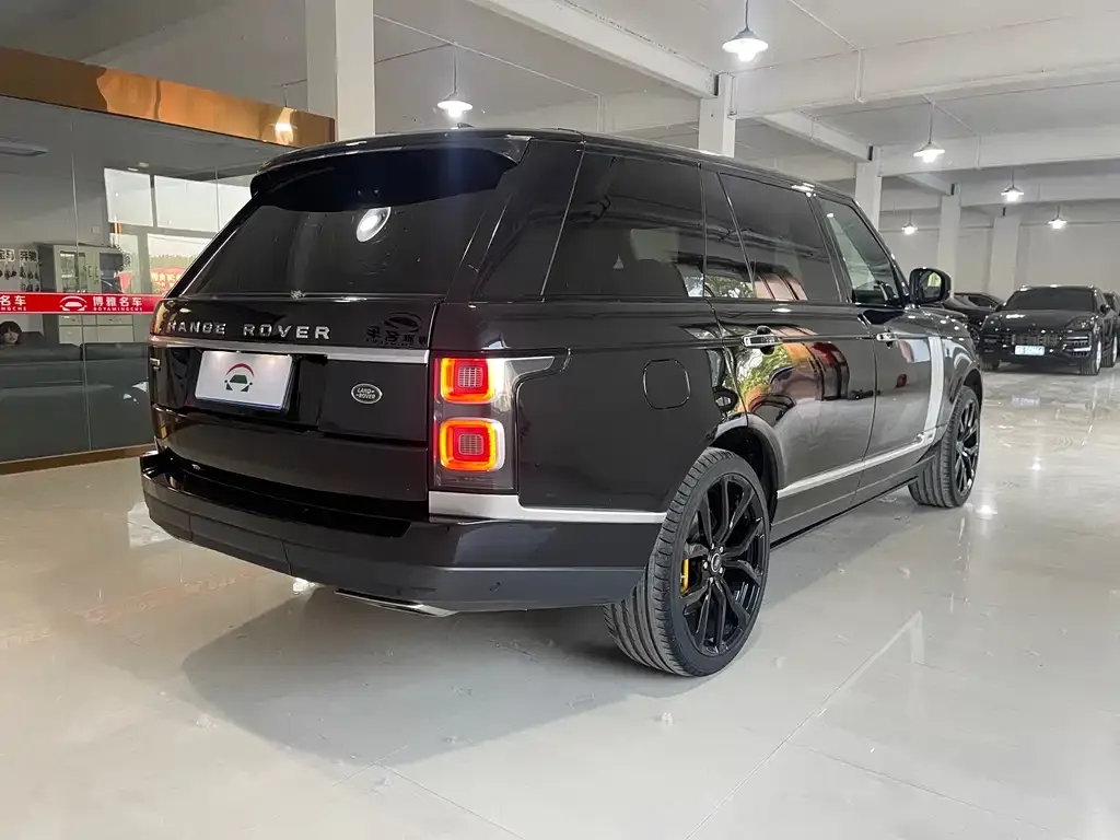 Land Rover Range Rover — фото 10