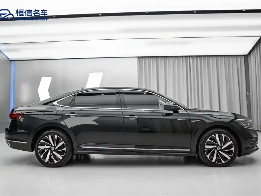 Volkswagen Passat — фото 3