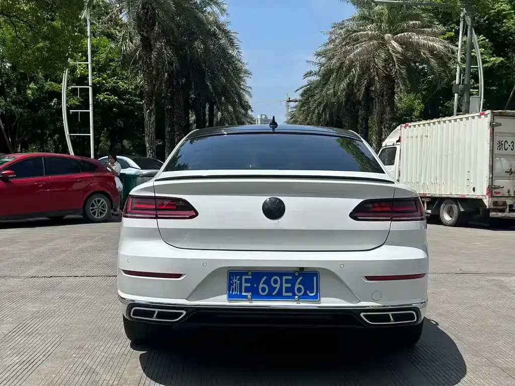 Volkswagen CC 2023 из CN, фото 5