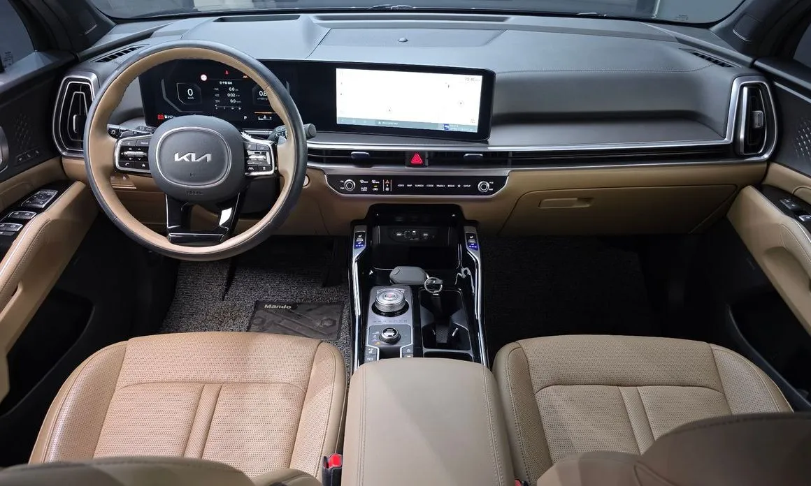 Kia Sorento — фото 10