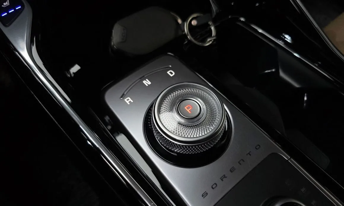 Kia Sorento — фото 3