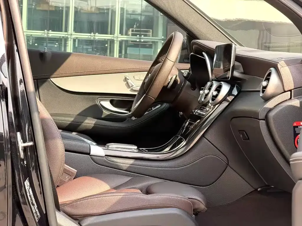 Mercedes-Benz GLC 2021 из CN, фото 9