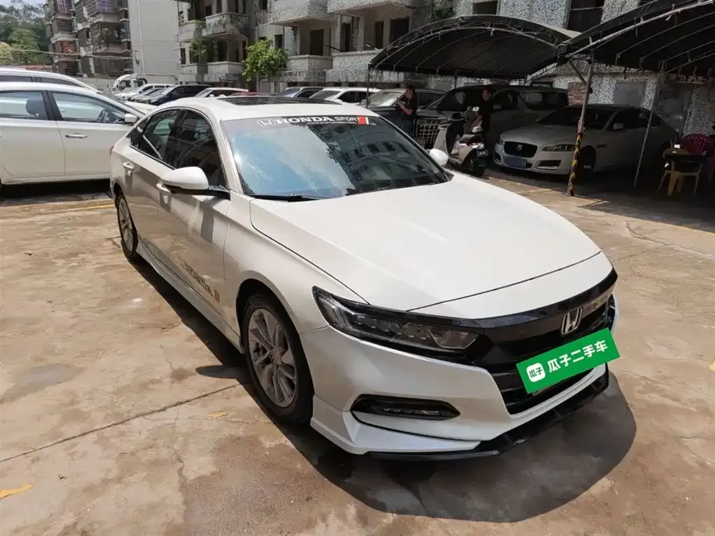 Honda Accord — фото 6