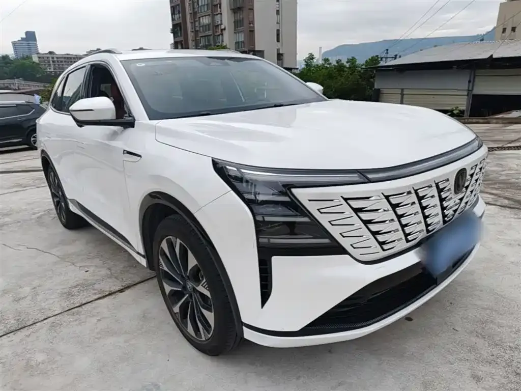 Changan CS75PLUS — фото 9