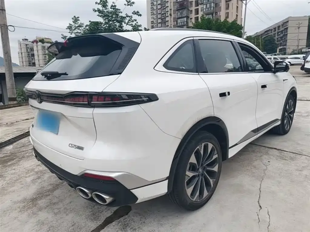 Changan CS75PLUS — фото 5