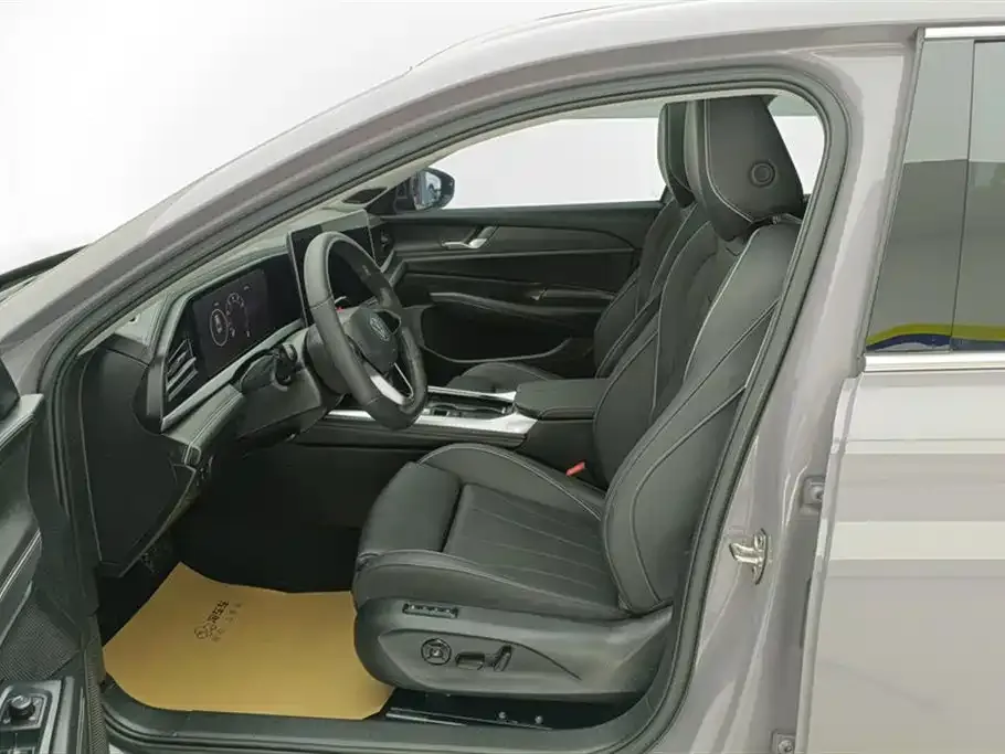 Volkswagen Passat — фото 7