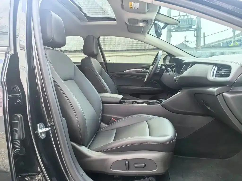 Buick Regal 2024 из CN, фото 3