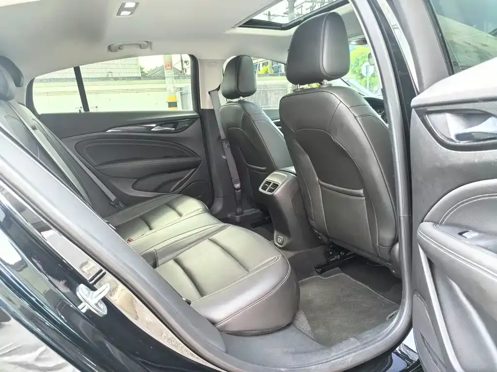 Buick Regal 2024 из CN, фото 2