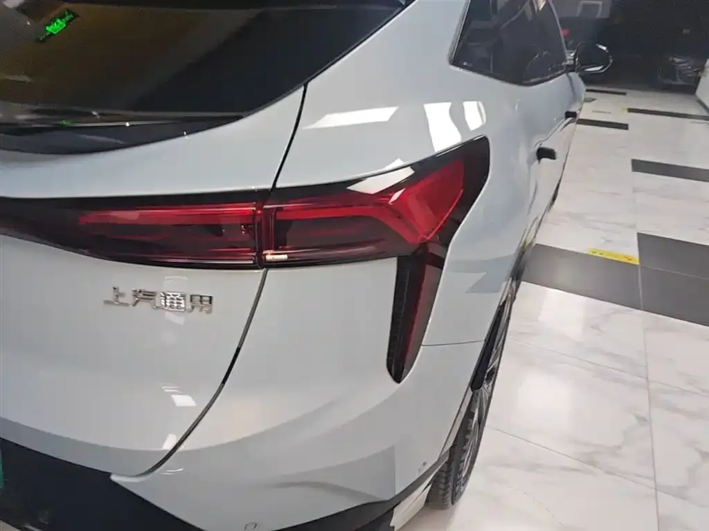 Buick E4 2023 из CN, фото 3
