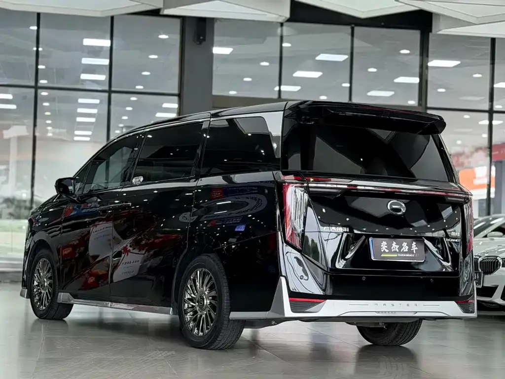 GAC Motor Trumpchi M8 — фото 2
