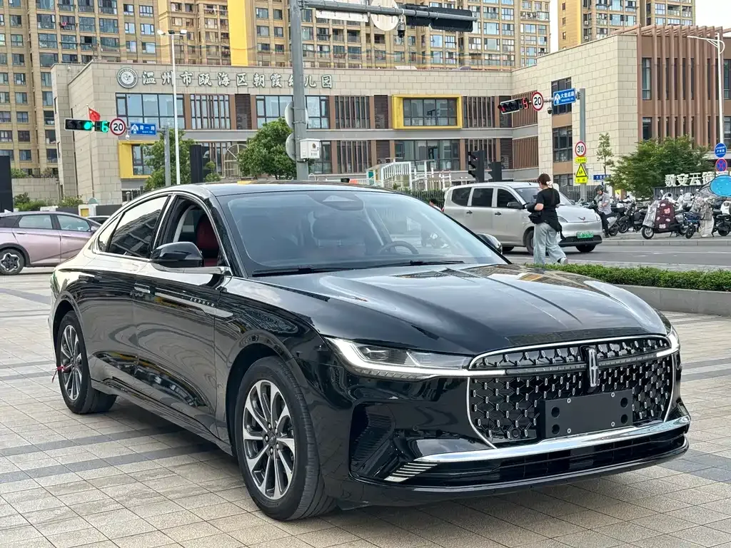 Lincoln Z 2023 из CN, фото 10