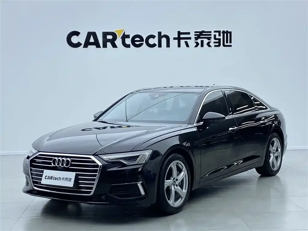 Audi A6L — фото 1