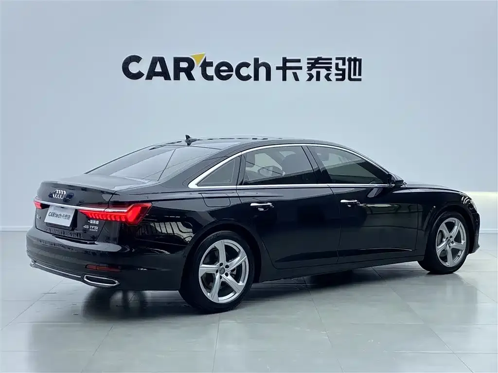 Audi A6L — фото 2