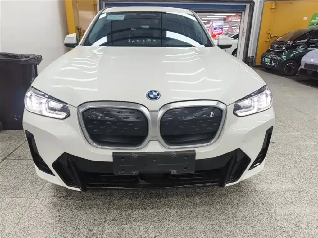 BMW iX3 2024 из CN, фото 6
