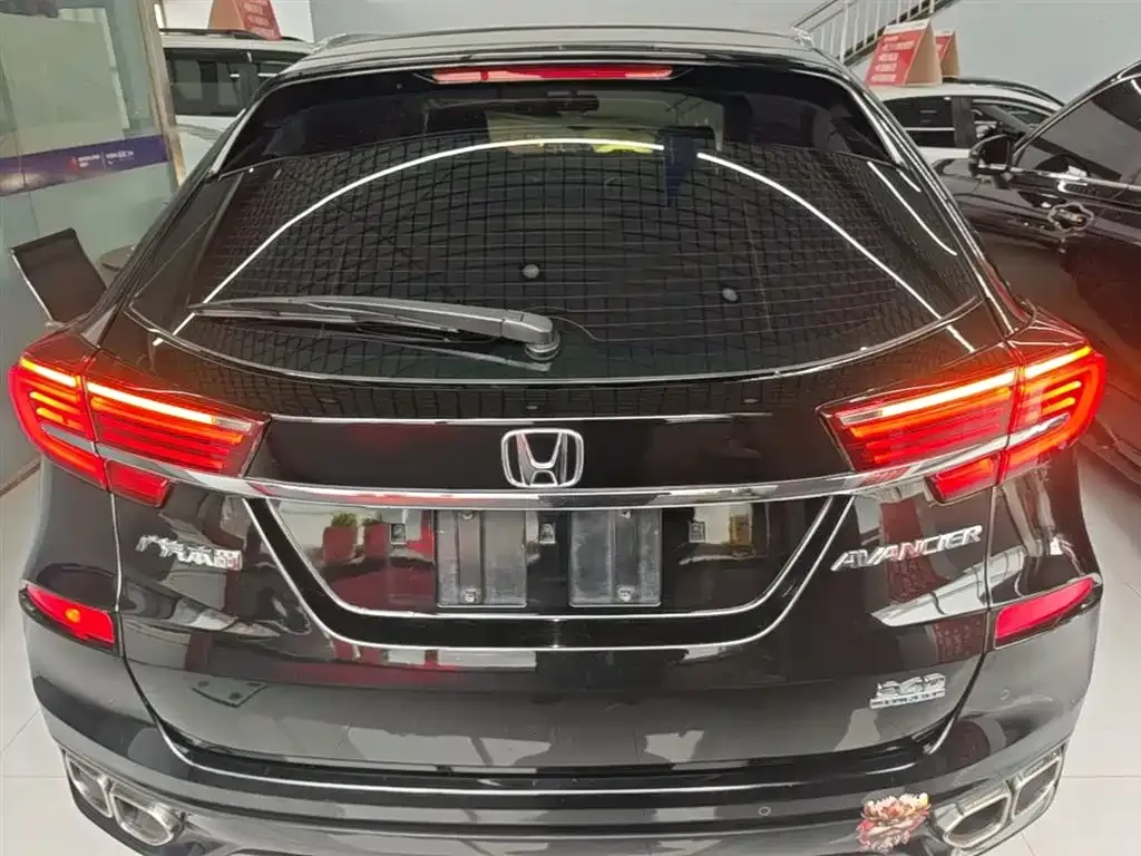 Honda Avancier 2023 из CN, фото 8