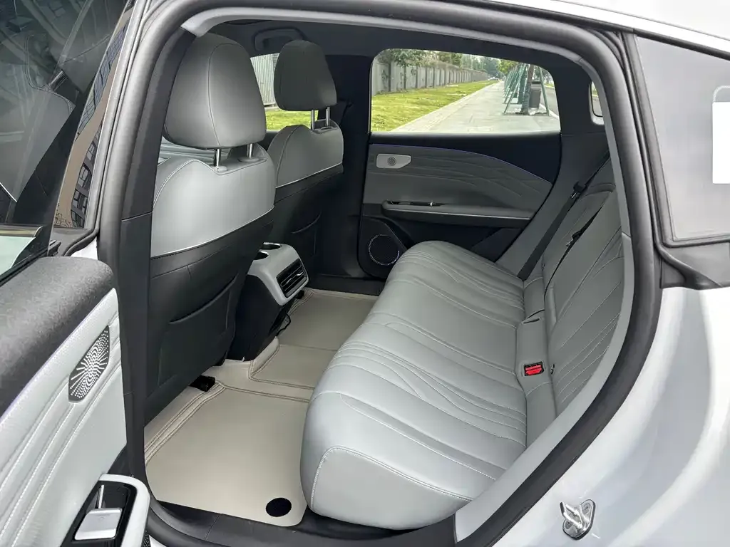 Geely Galaxy E8 2024 из CN, фото 4