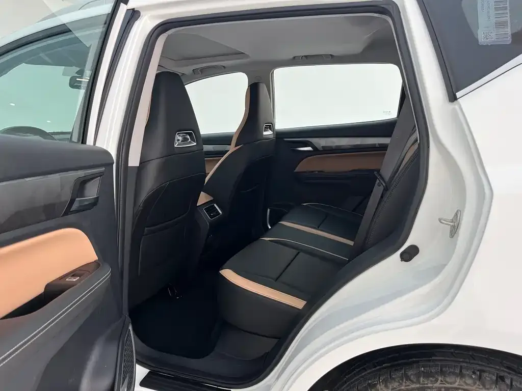 Geely Haoyue PRO 2024 из CN, фото 3