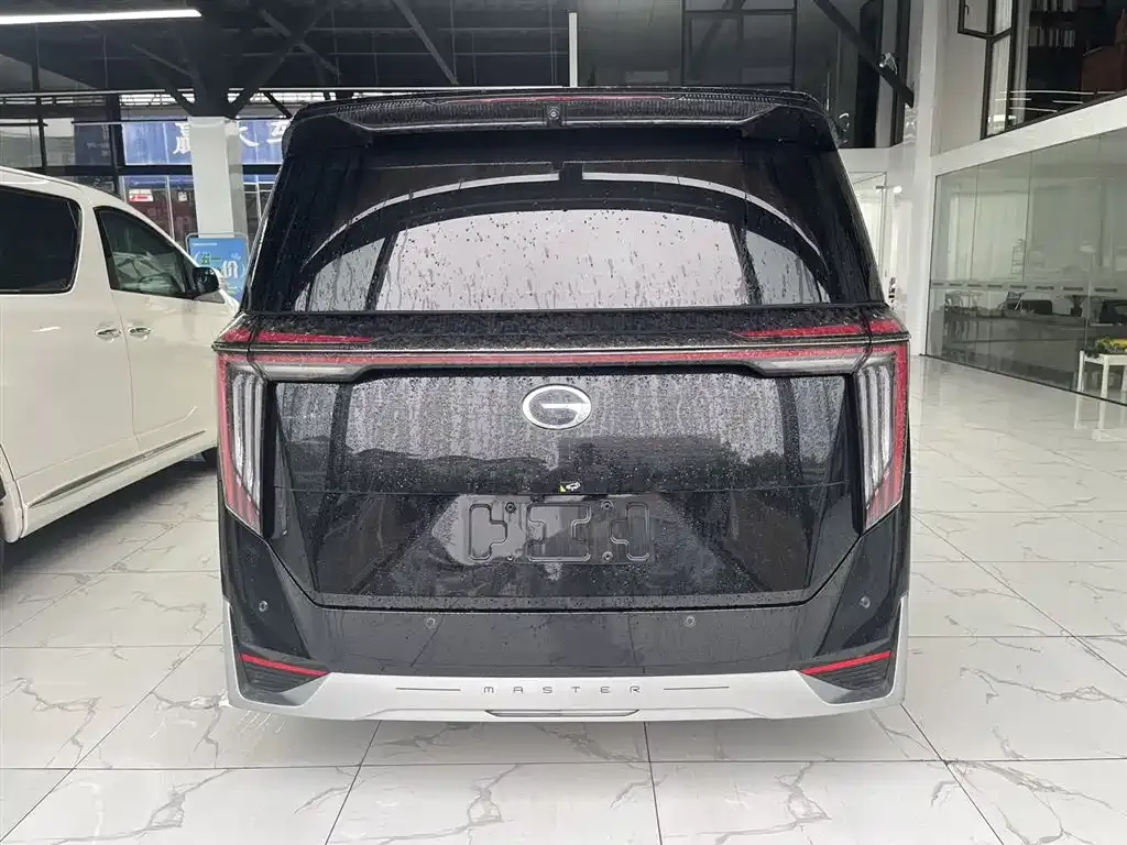GAC Motor Trumpchi M8 — фото 9