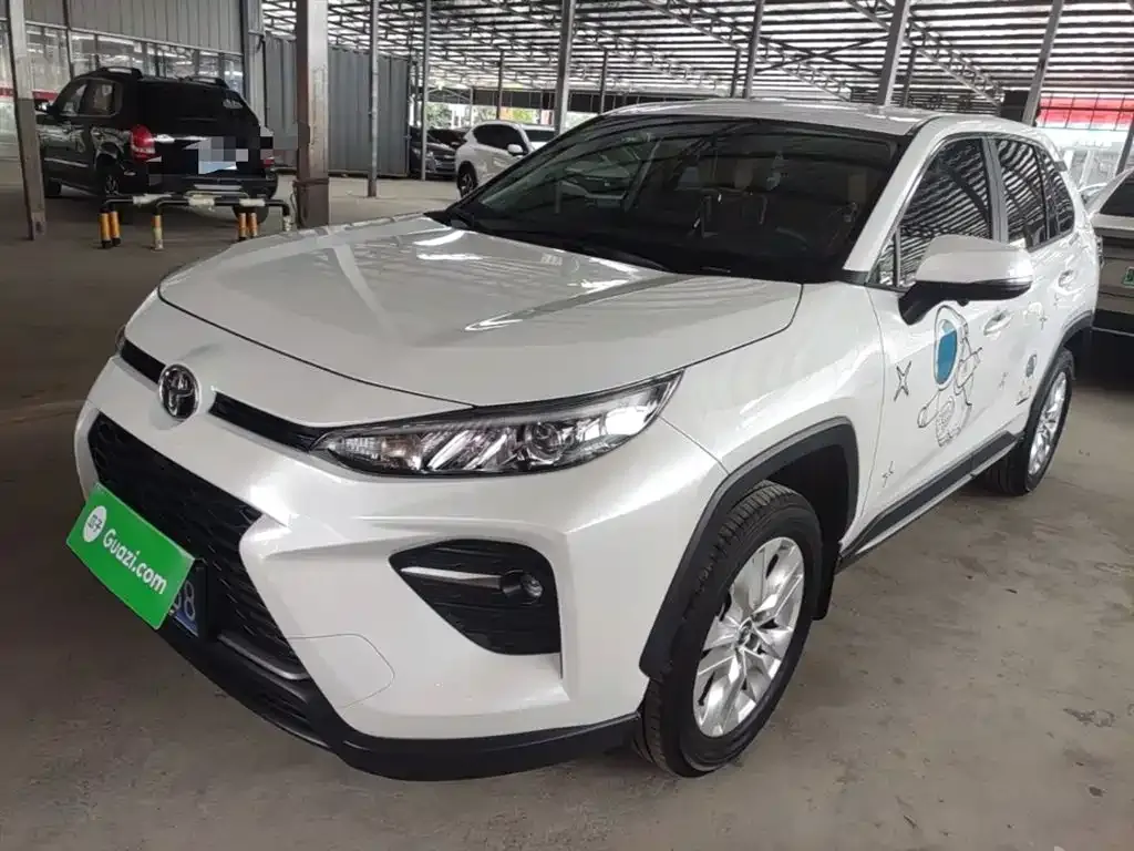 Toyota Wildlander — фото 1