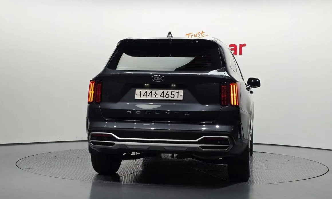 Kia Sorento — фото 3