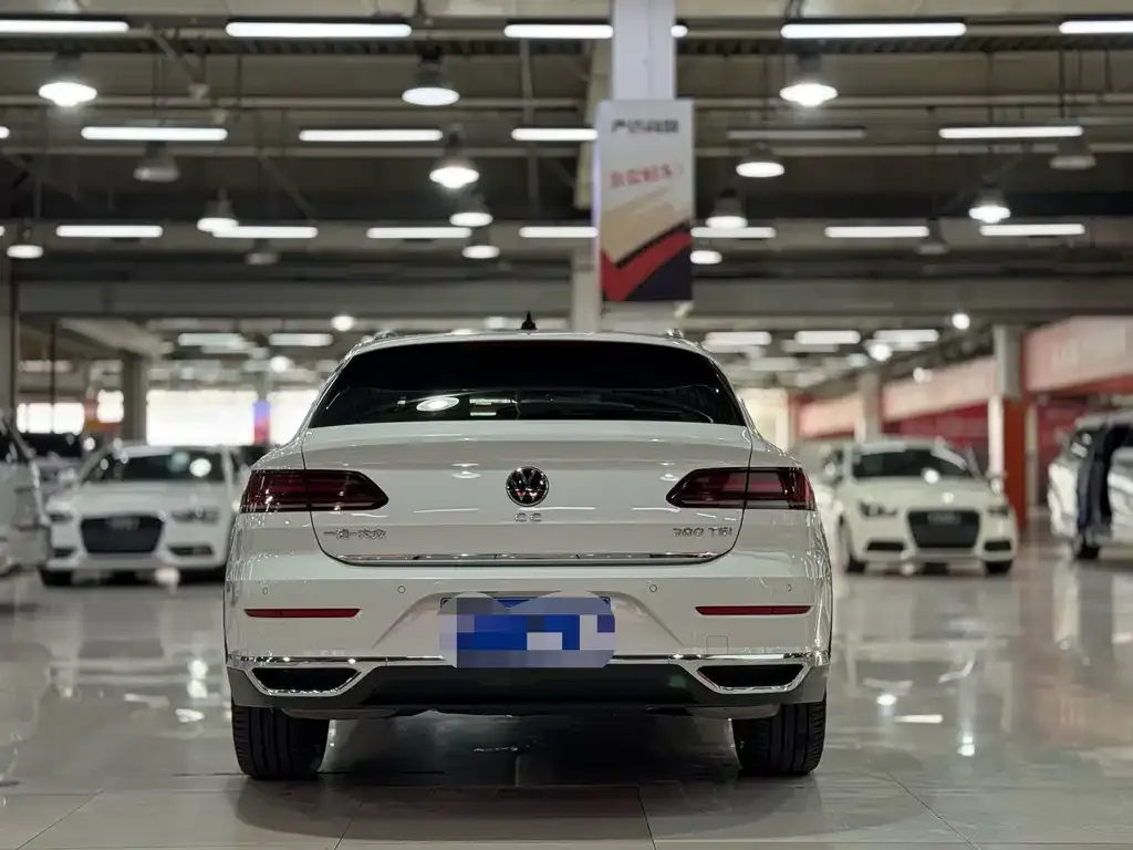 Volkswagen CC — фото 7
