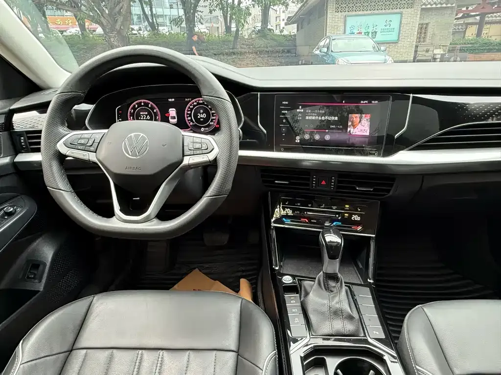 Volkswagen Passat — фото 4