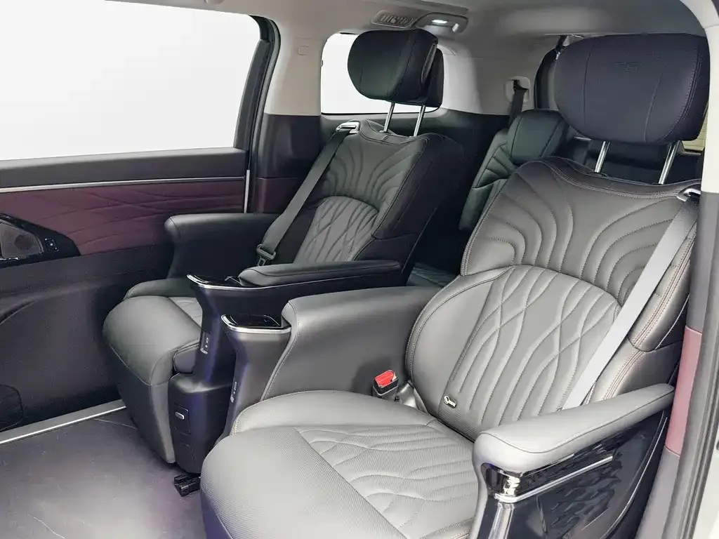 GAC Motor Trumpchi M8 — фото 2