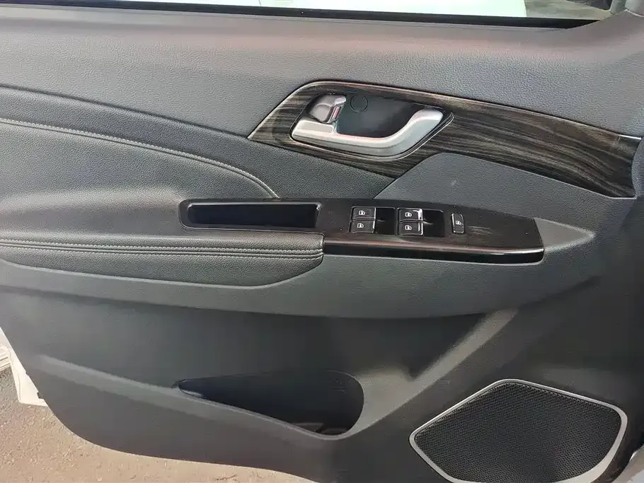 Isuzu Lingtuo 2021 из CN, фото 4