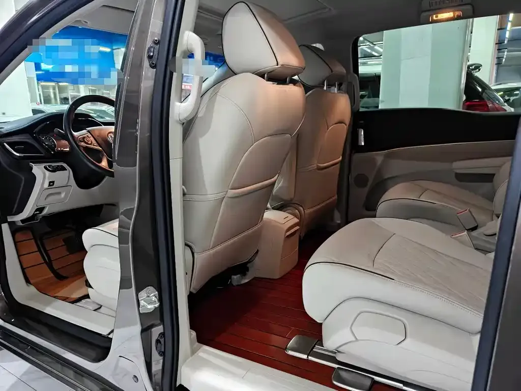 Buick GL8 2022 из CN, фото 4