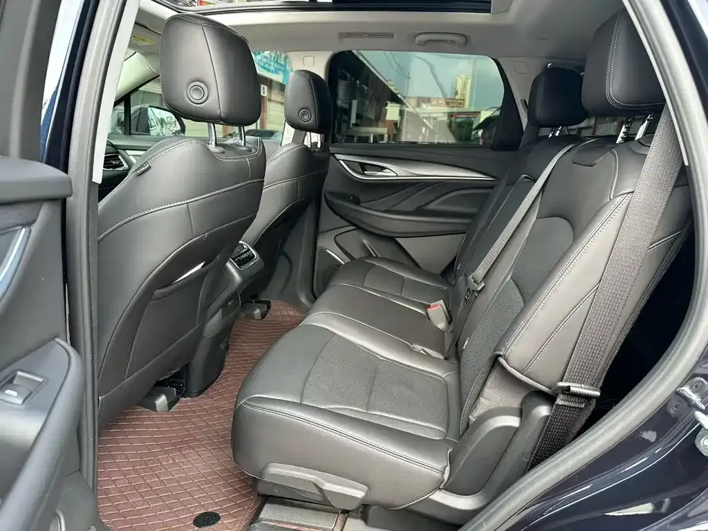Buick Enclave 2023 из CN, фото 4