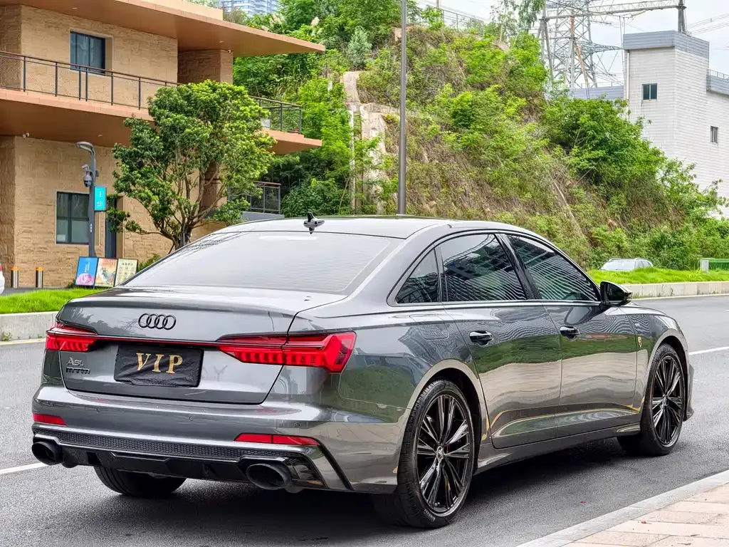 Audi A6L — фото 6