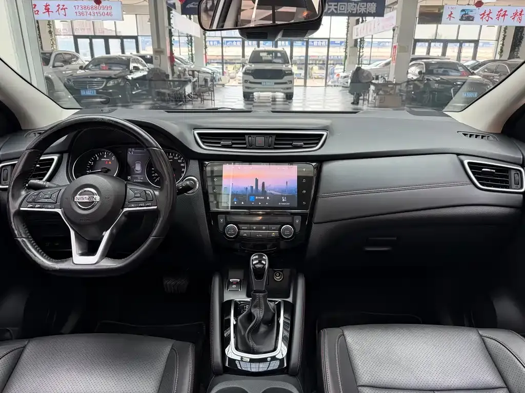 Nissan Qashqai — фото 9