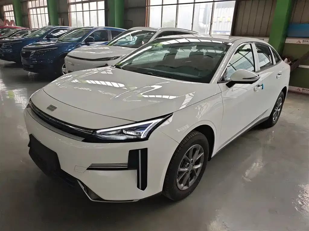 Geely Galaxy L6