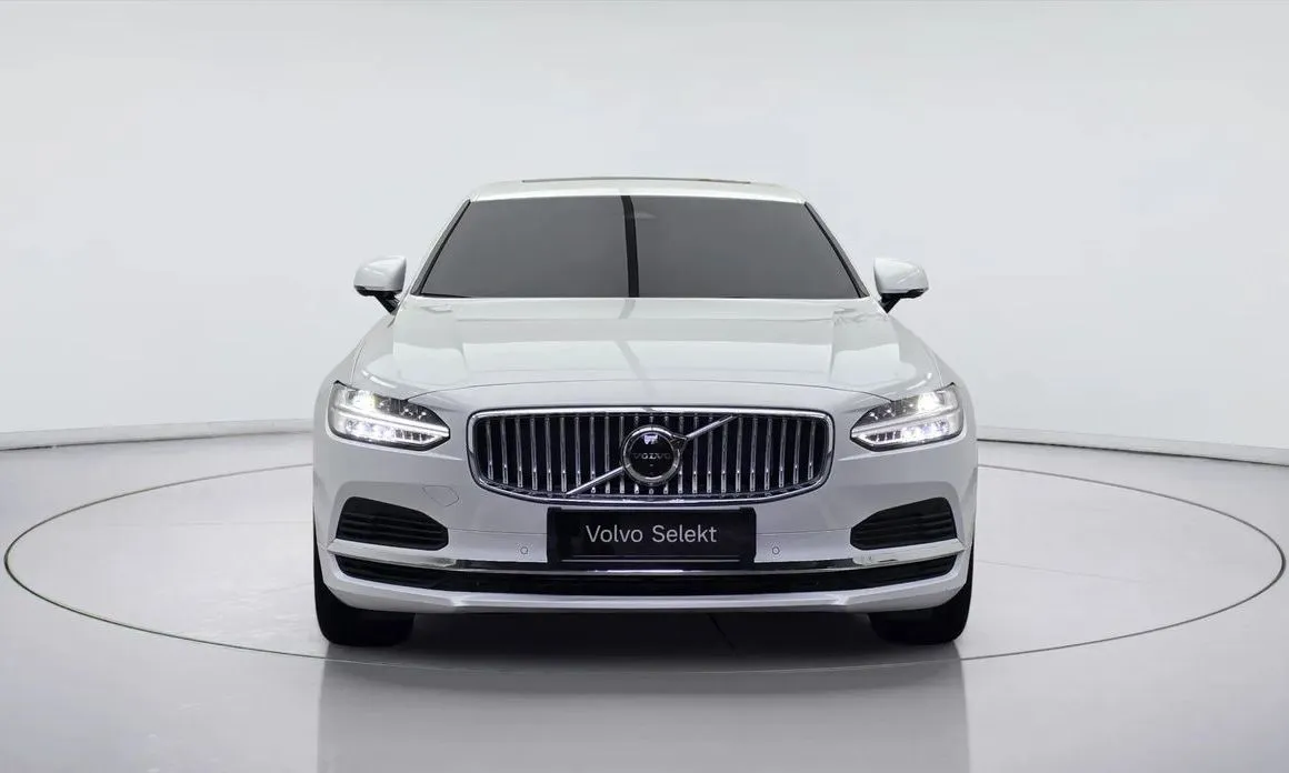 Volvo S90 2024 из KR, фото 2
