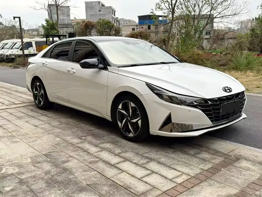 Hyundai Elantra 2022 из CN, фото 4