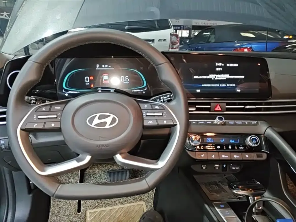 Hyundai Elantra 2025 из CN, фото 9