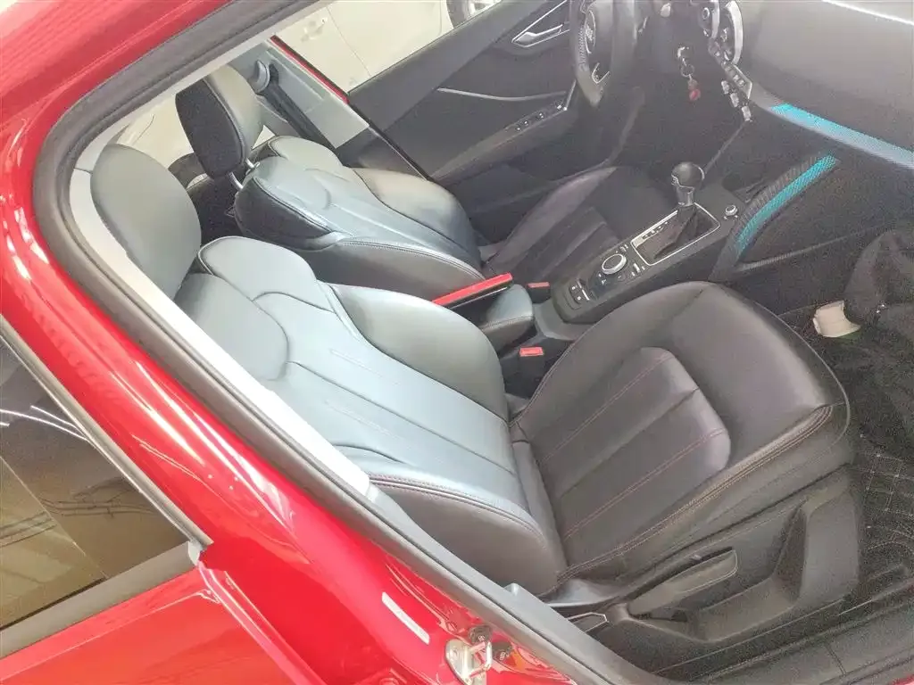 Audi Q2L 2022 из CN, фото 4
