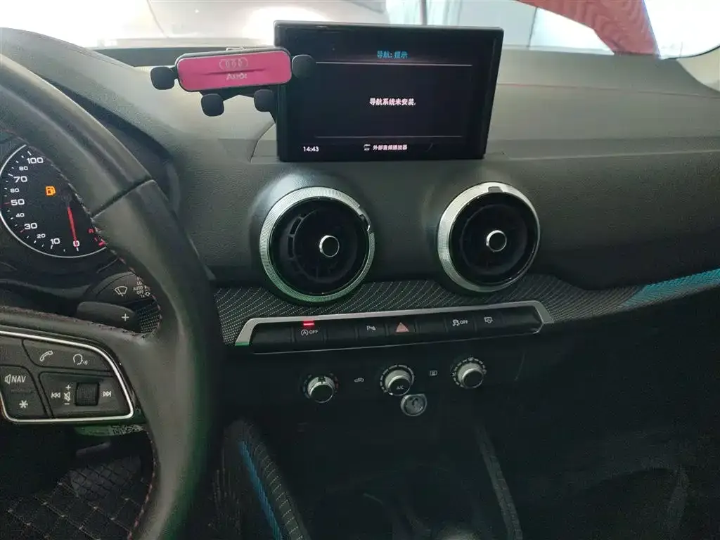 Audi Q2L 2022 из CN, фото 5