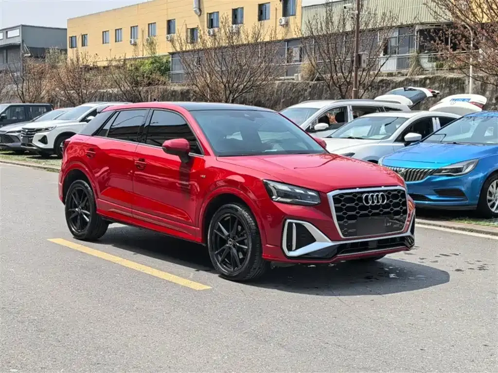 Audi Q2L 2022 из CN, фото 10