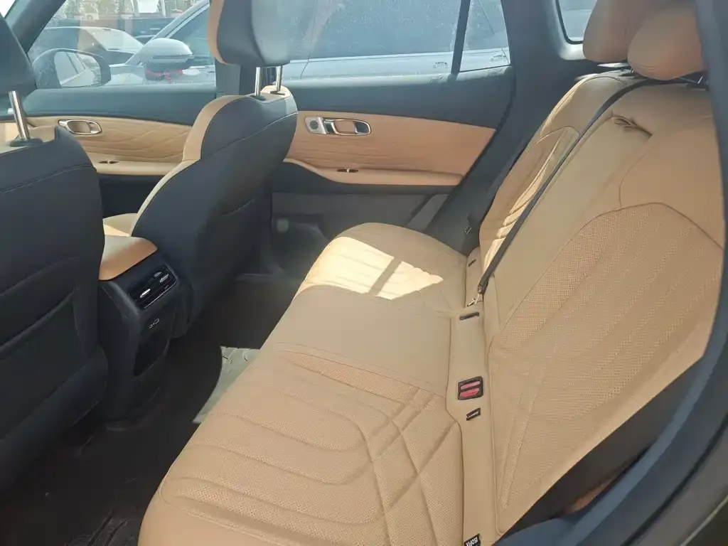 Geely Galaxy Xingjian 7 2026 из CN, фото 3