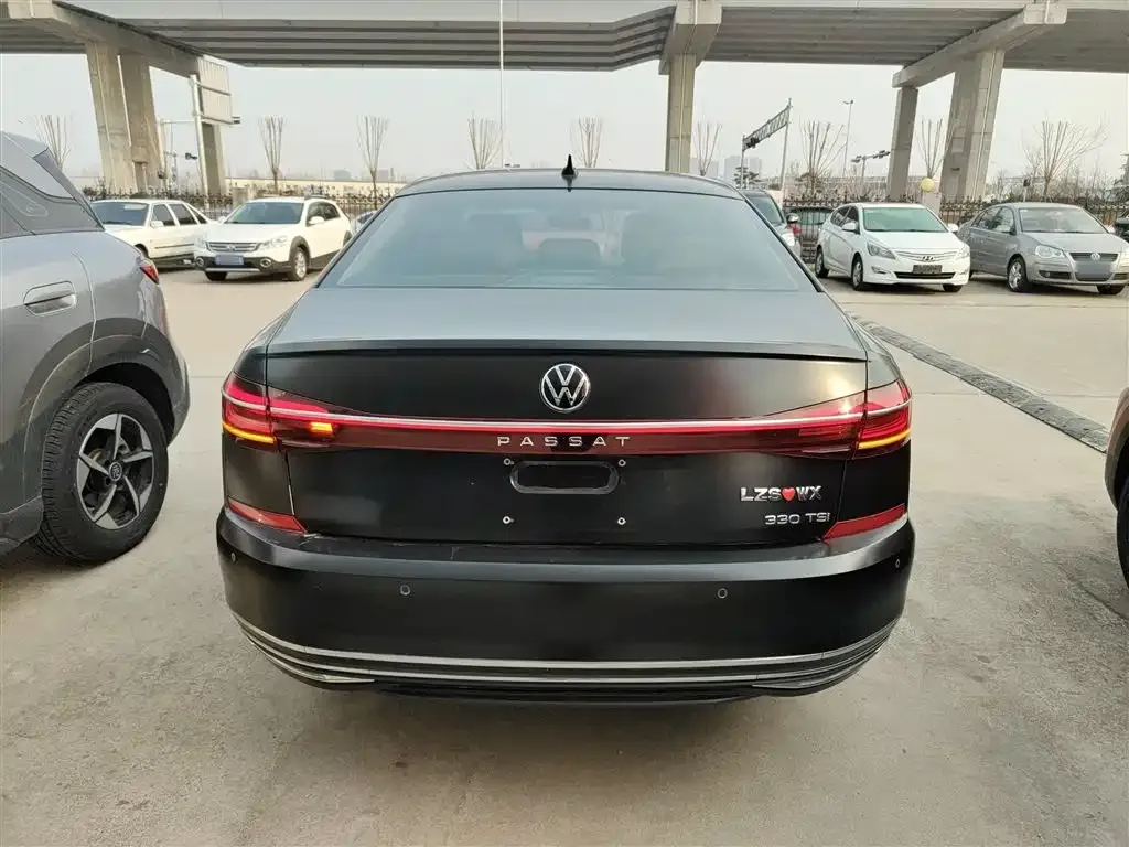 Volkswagen Passat — фото 3