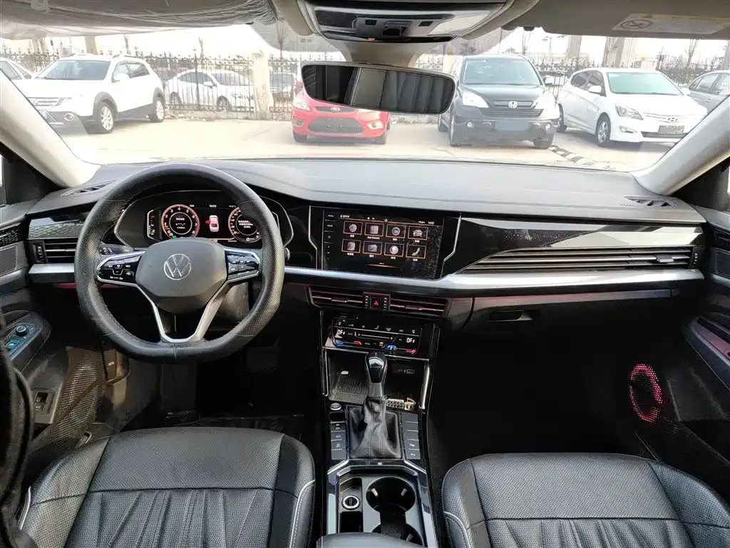 Volkswagen Passat — фото 10